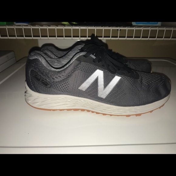 new balance men's arishi running